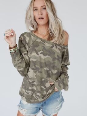Three Bird Nest Olive Green Camo Off-Shoulder Long Sleeve Top